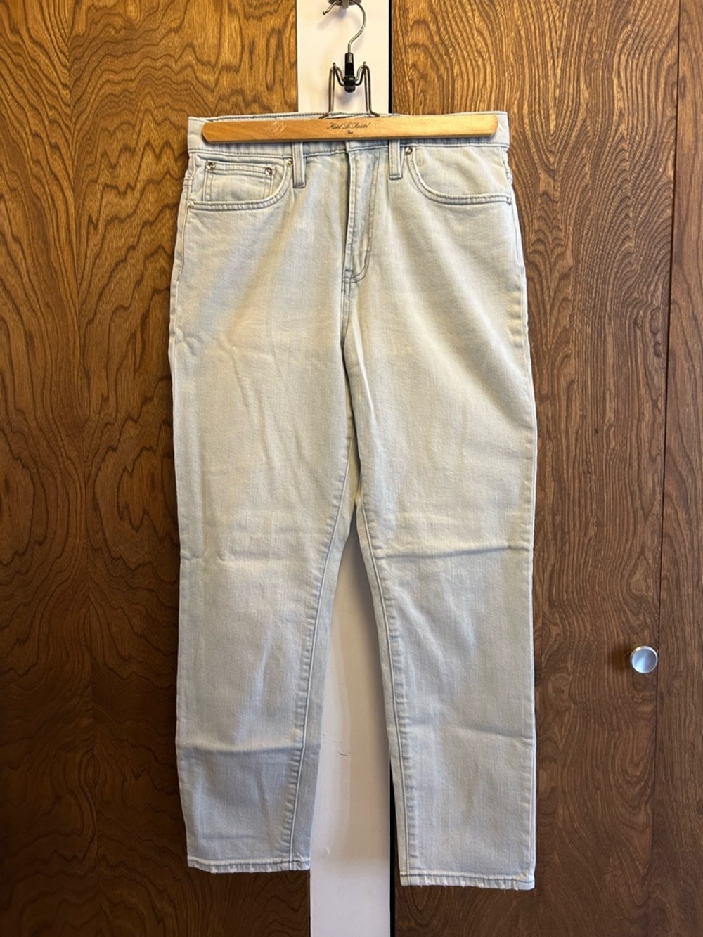 Slim Straight Women's Jeans in Light Blue